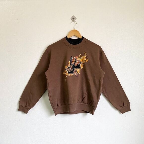 ✨Country Store Butterfly Crewneck Sz Large Sweatshirt Embroidery Logo✨ - Picture 3 of 9